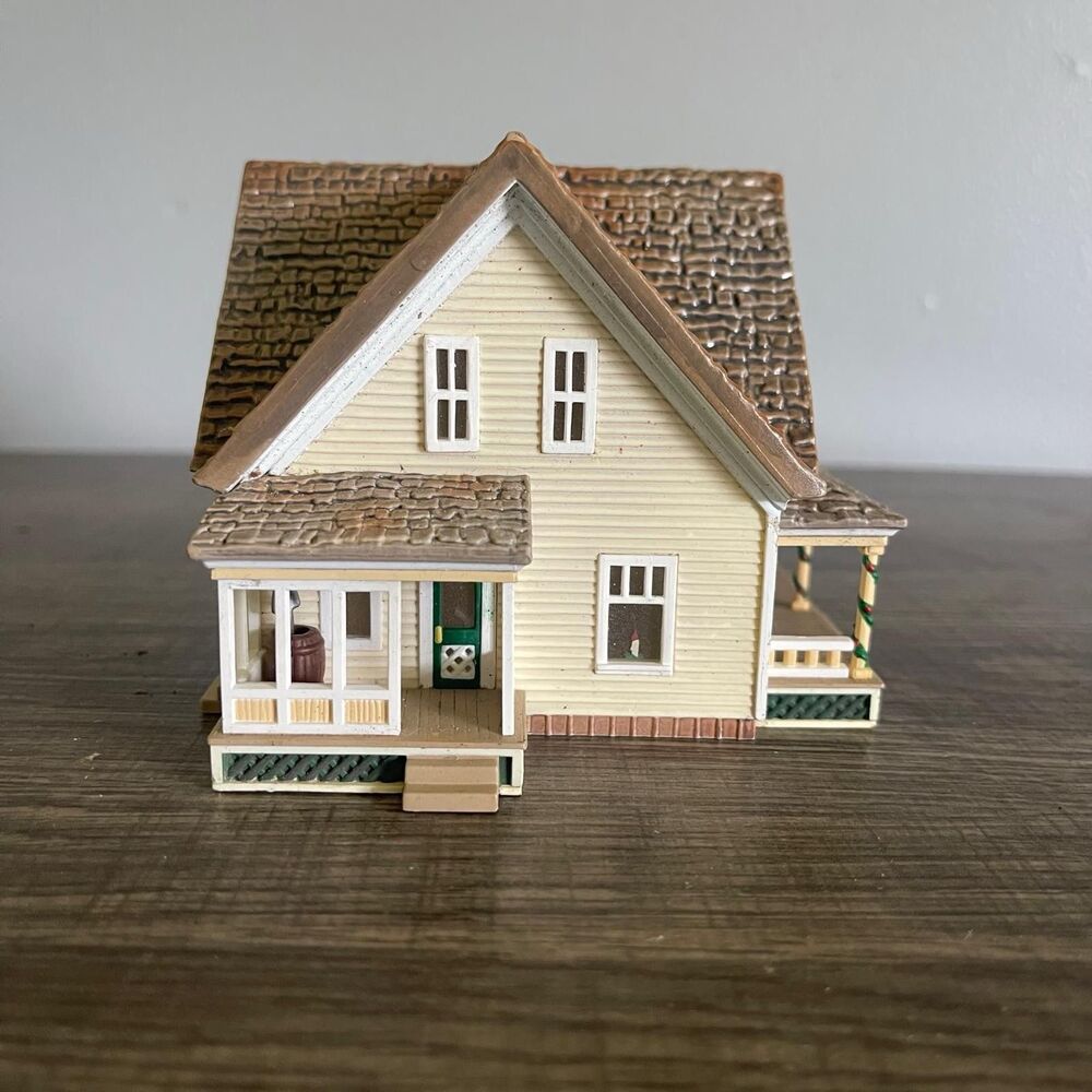 1994 Hallmark “Sarah's Prairie Home” Sarah Plain & Tall Collection Xmas Village